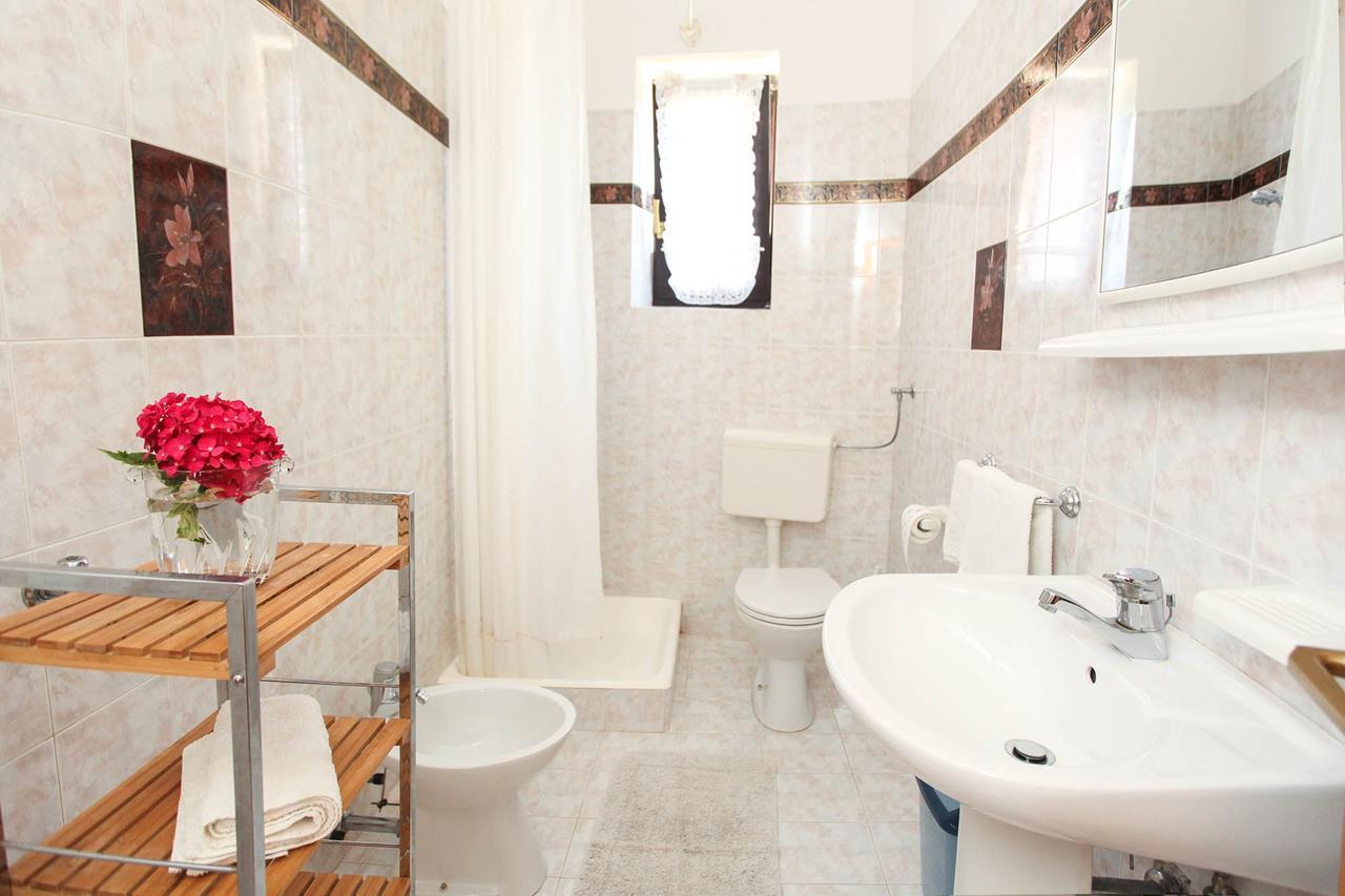 Apartments Patricia Banjole Ngoại thất bức ảnh