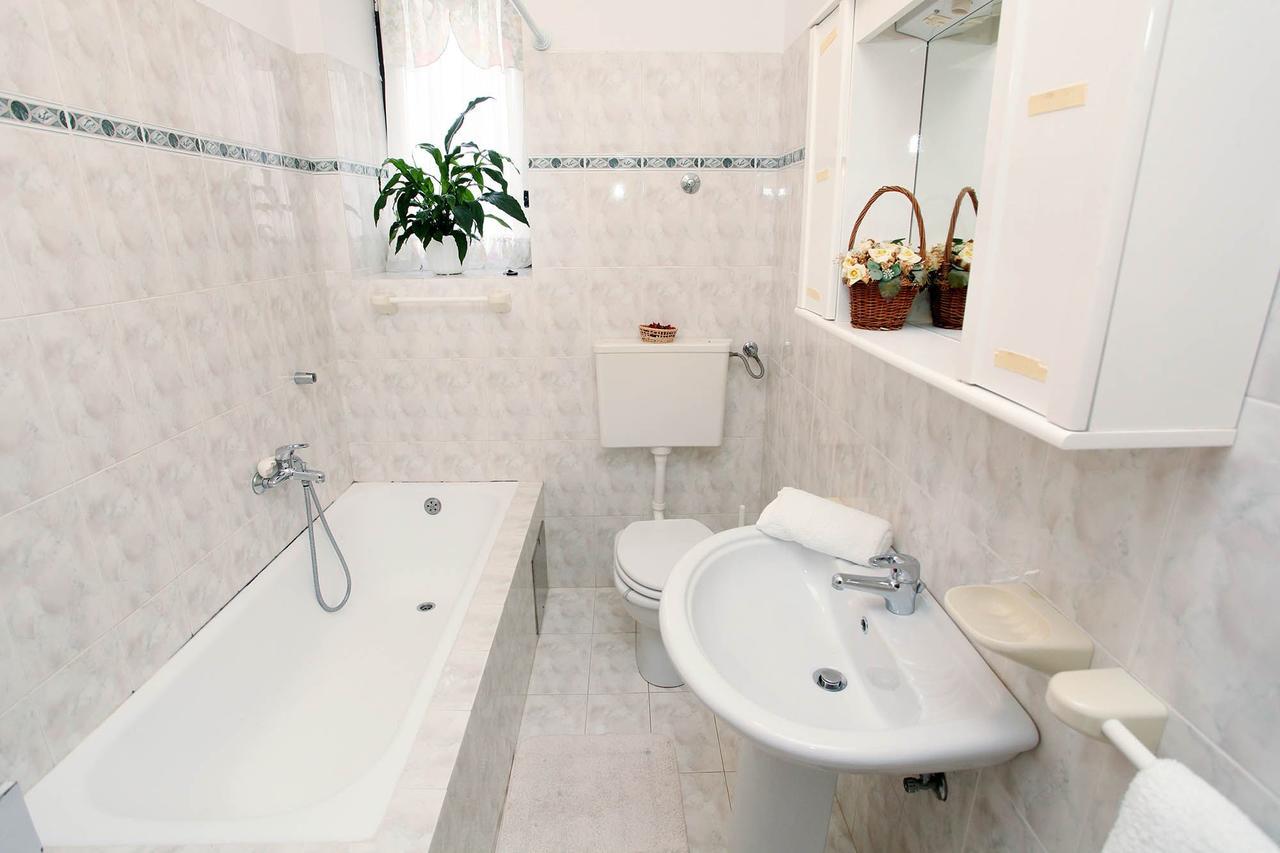 Apartments Patricia Banjole Ngoại thất bức ảnh